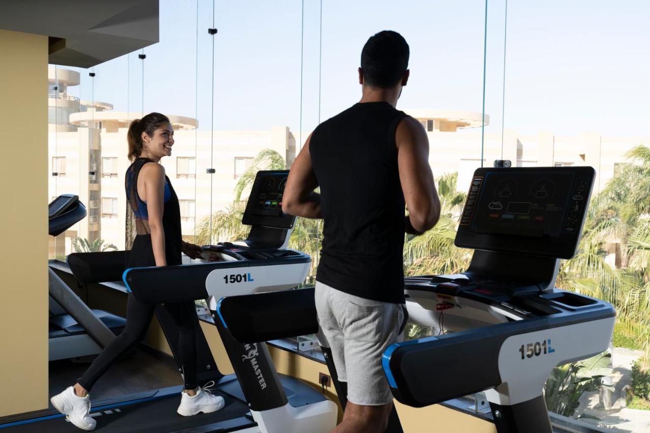 Grand Ocean El Sokhna Hotel Ain Sukhna Eksteriør billede A treadmill