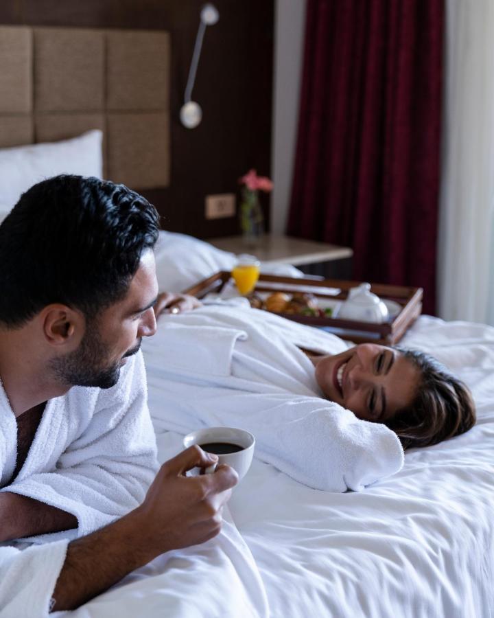 Grand Ocean El Sokhna Hotel Ain Sukhna Eksteriør billede Room service