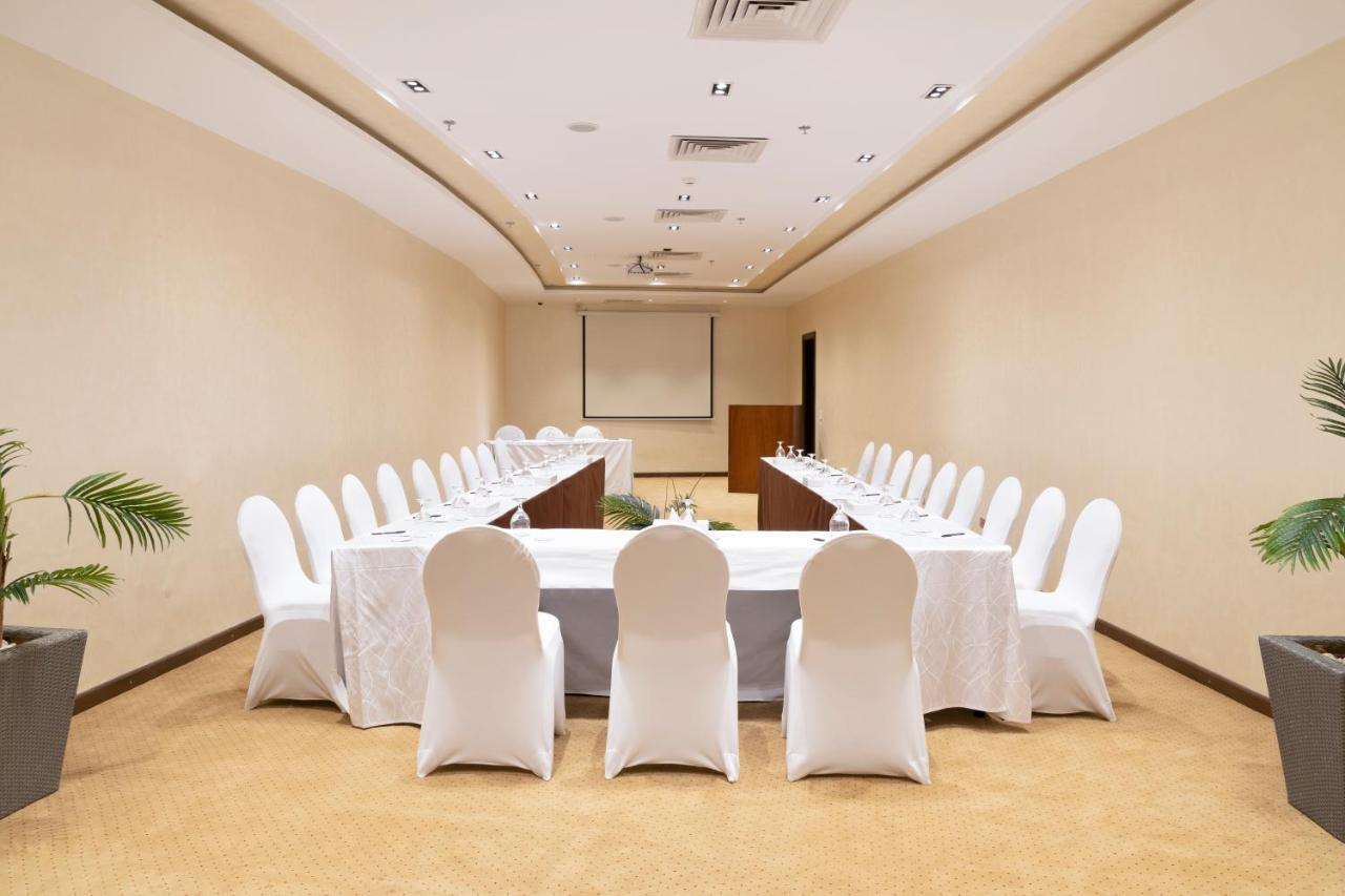 Grand Ocean El Sokhna Hotel Ain Sukhna Eksteriør billede Meeting room at the hotel