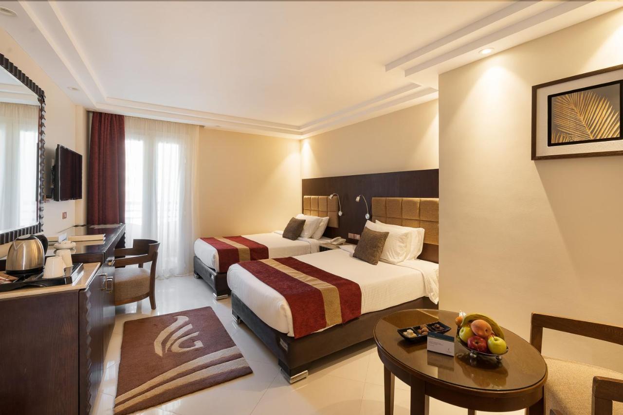 Grand Ocean El Sokhna Hotel Ain Sukhna Eksteriør billede A room at the hotel