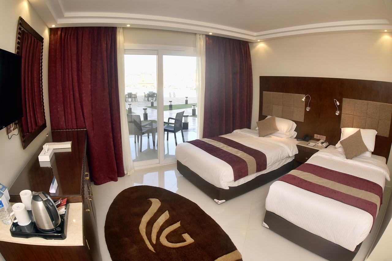 Grand Ocean El Sokhna Hotel Ain Sukhna Eksteriør billede A room at the hotel