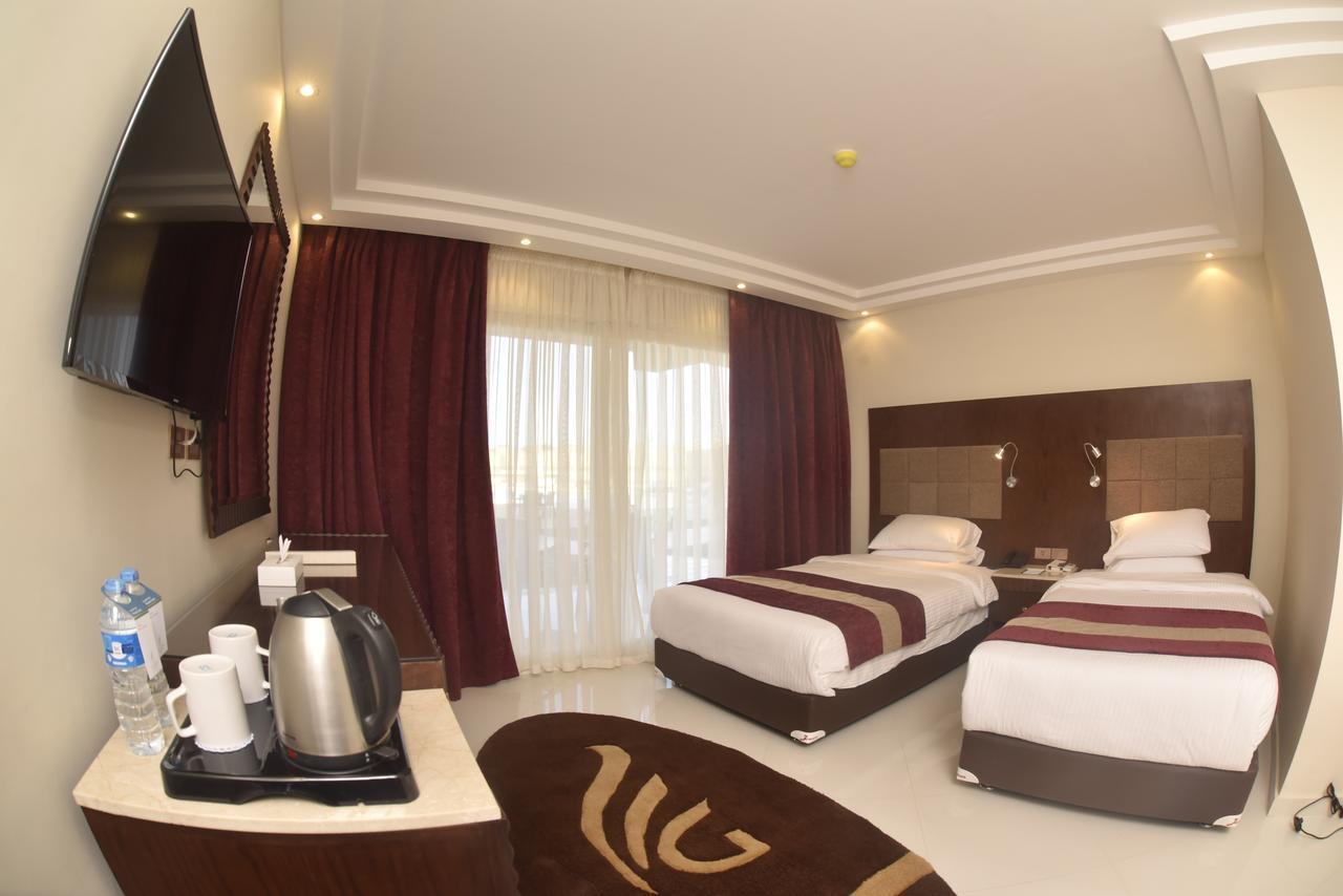 Grand Ocean El Sokhna Hotel Ain Sukhna Eksteriør billede A room at the hotel